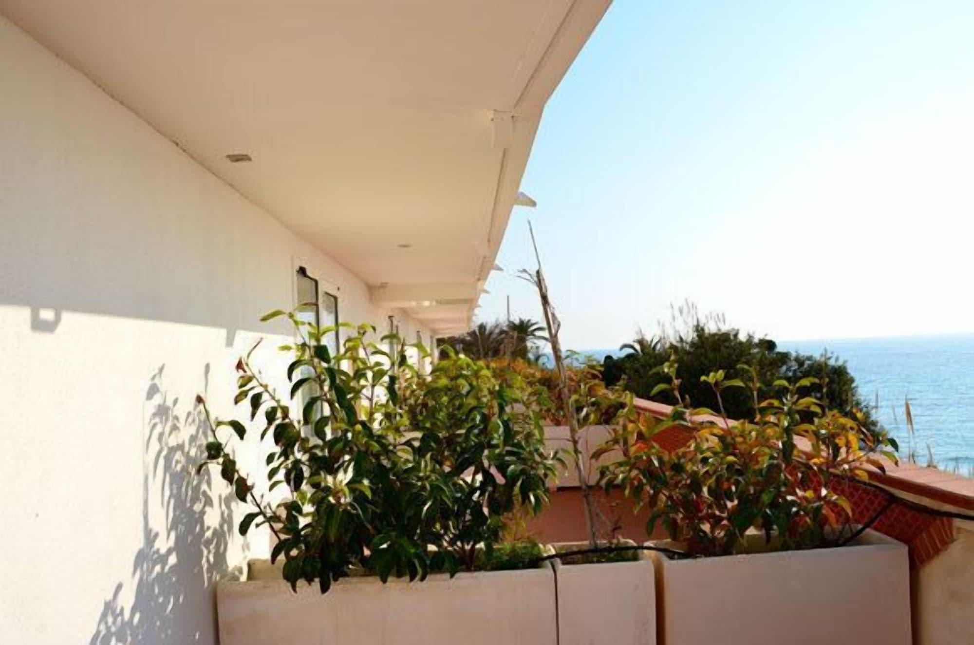 Mon Reve Resort Taranto Esterno foto